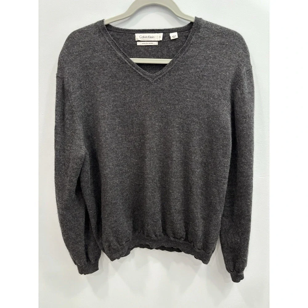 Calvin Klein Merino Wool V-Neck Sweater Gray Youth XL Soft Knit Minimalist